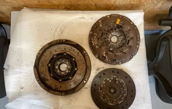 Toyota Corolla Verso E121 Clutch set kit 134500R010 3125005120