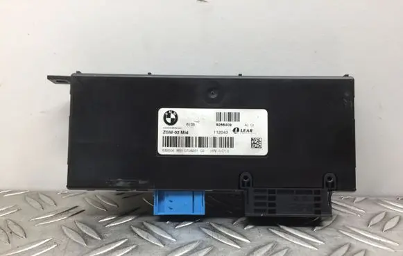 BMW 5 F10 F11 Gateway control module 9266409 61359266409
