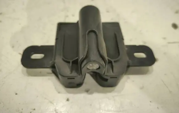 Volvo XC60 Engine bonnet/hood lock/catch 31425975
