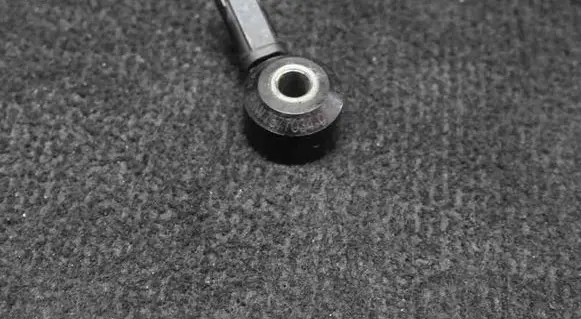 BMW 7 F01 F02 F03 F04 Crankshaft position sensor 7577034