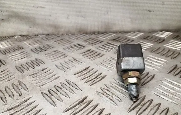 Brake pedal sensor switch