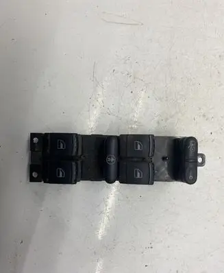Volkswagen PASSAT B5 Electric window control switch 03755000