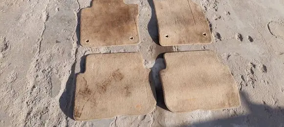 Volkswagen Touran I Car floor mat set