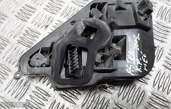 Opel Astra G Tail light bulb cover holder 159727