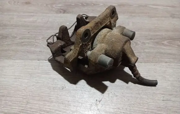 Volvo XC90 Rear brake caliper 30639523