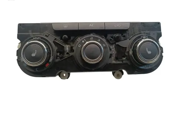 Skoda Octavia Mk2 (1Z) Climate control unit 3T0820047P 5HB00975231