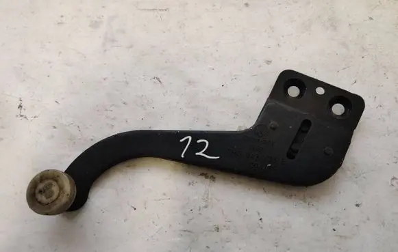 Volkswagen Transporter - Caravelle T5 Sliding door upper roller guide/hinge 7H0843436E