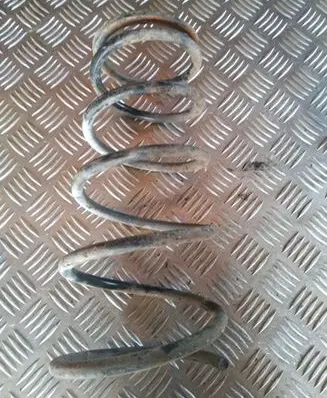 KIA Clarus Rear coil spring