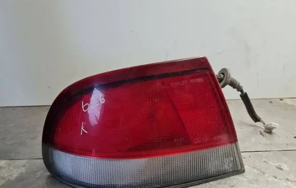 Mazda 626 Rear/tail lights 9101291012