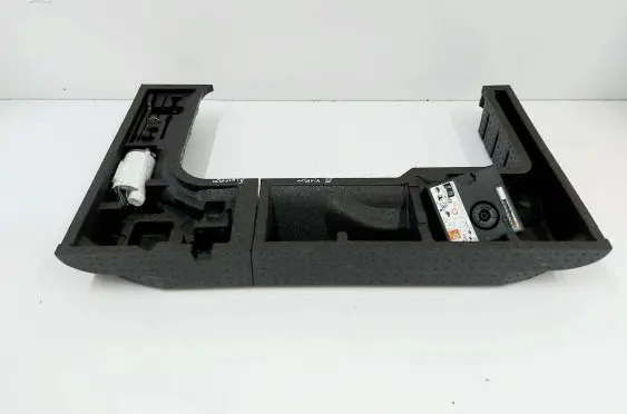 Skoda Octavia Mk4 Spare wheel section trim 5E3858857