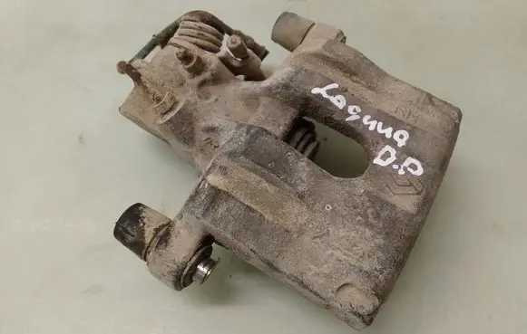 Renault Laguna I Rear brake caliper