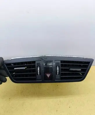 Mercedes-Benz E C207 W207 Dash center air vent grill A2078300054 251922001