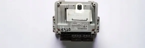 Citroen C4 II Engine control unit/module 9677031180 0281017862