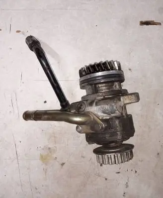 Volkswagen Transporter - Caravelle T5 Power steering pump 7H0422153A