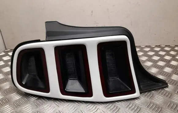 Ford Mustang V Rear/tail lights DR3313B505AH