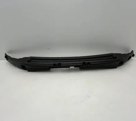 Volvo XC60 Front bumper foam support bar 32345553