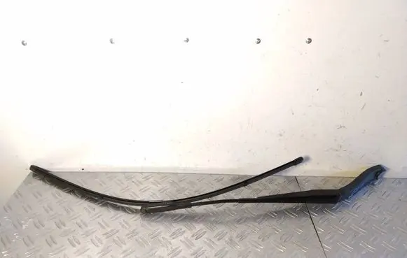 Mercedes-Benz GL X164 Front wiper blade arm 24028055