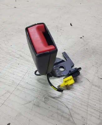 Mercedes-Benz E W212 Rear seatbelt buckle A2128601969 B050712 34022730B