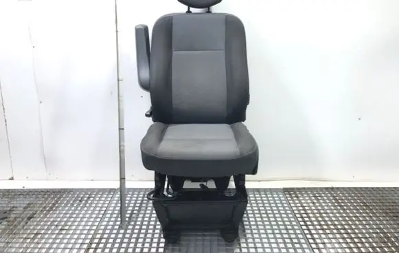 Renault Master III Front driver seat 