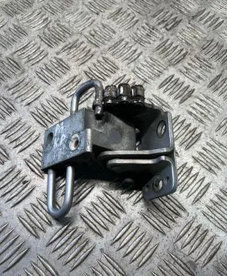 Audi A3 S3 A3 Sportback 8P Front door lower hinge 8E0831411E