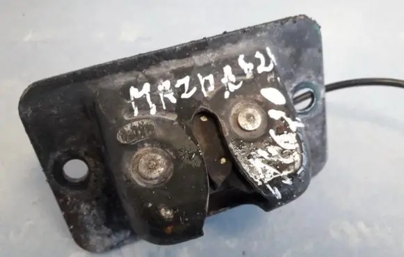 Mazda 626 Tailgate/trunk/boot lock/catch/latch