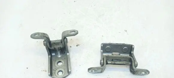 Nissan Qashqai Rear door hinge set 824004EA0A 824204EA0A