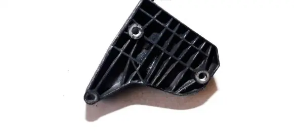 BMW 3 E90 E91 Engine mounting bracket 779445501 120868