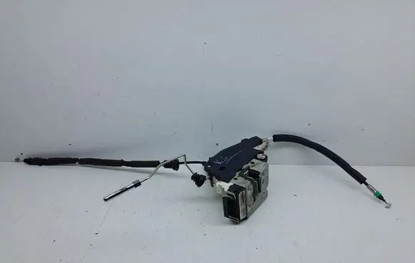 Lancia Thema Rear door lock P04589915AD