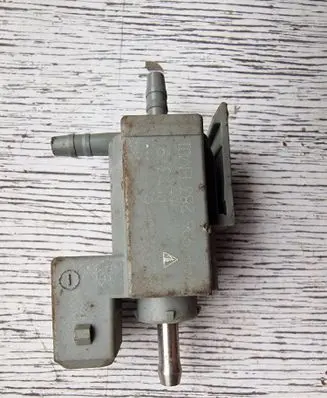 Electromagnetic valve