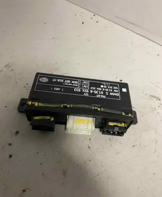 BMW 5 E39 Door control unit/module 6924933 12037310 61356904243