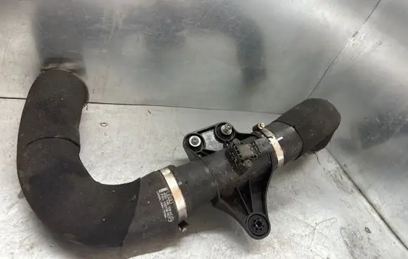 Audi A6 S6 C7 4G Front wiper linkage and motor 4B0145673R