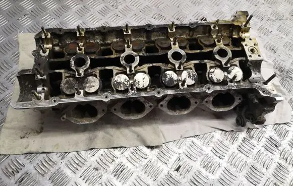 Maserati Quattroporte Engine head 2205255