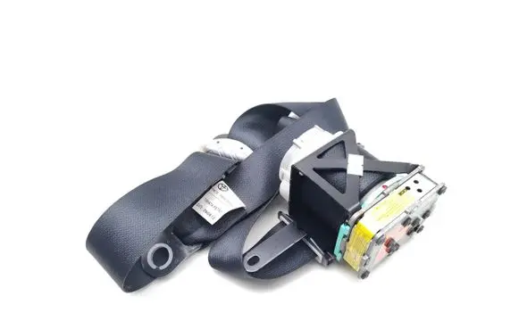 Toyota Verso Front seatbelt 73220-0F051