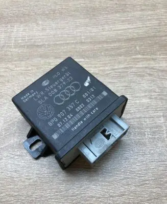 Audi A3 S3 8P Light module LCM 8P0907357C 5LA008379