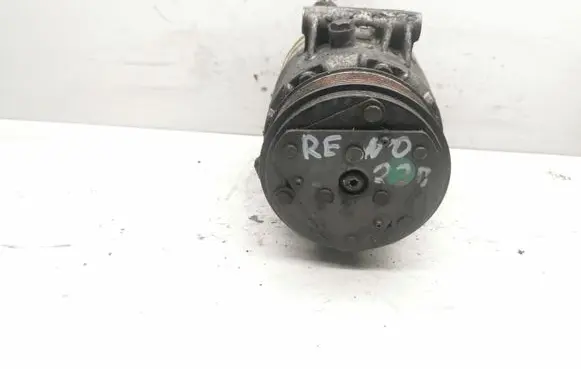 Renault Espace - Grand espace IV Air conditioning (A/C) compressor (pump) 8200067915