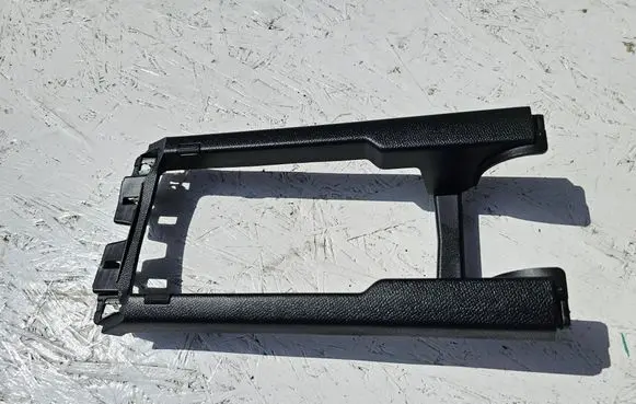 Peugeot 2008 II Other center console (tunnel) element 116767A0