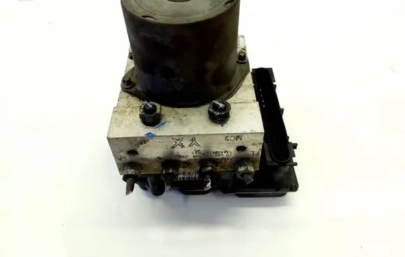Toyota Verso-S ABS Pump 445400F070 0265952184