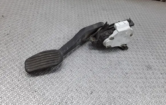 Volvo S80 Accelerator throttle pedal 00776919