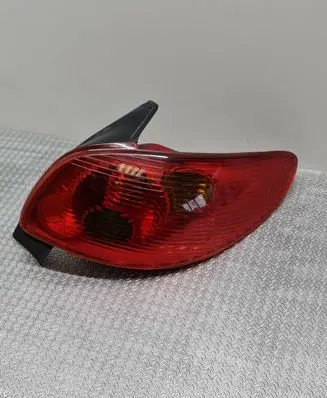 Peugeot 206 Rear/tail lights 2563