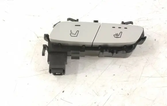 Mercedes-Benz E W213 Seat heating switch 2139051604 A2139051604