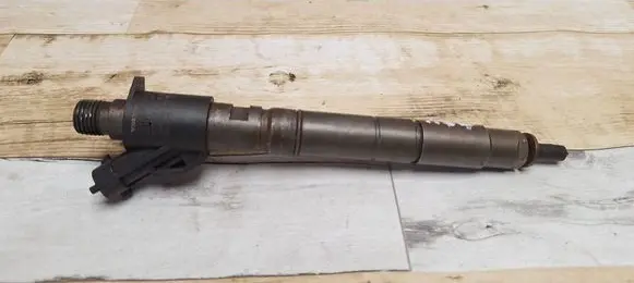 Volvo V60 Fuel injector 31303238 B445141 0445116046