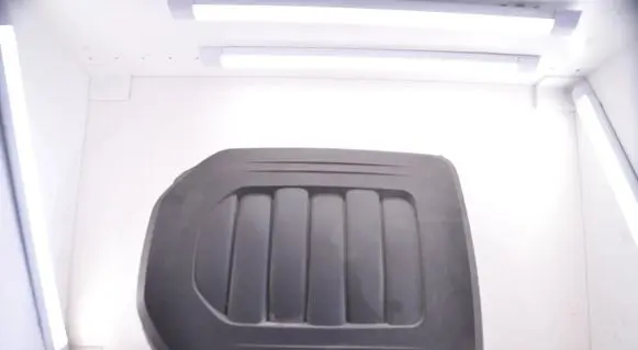 Chrysler Town u0026 Country V Engine cover (trim) 