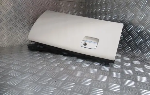 Mercedes-Benz S W222 Parcel shelf 