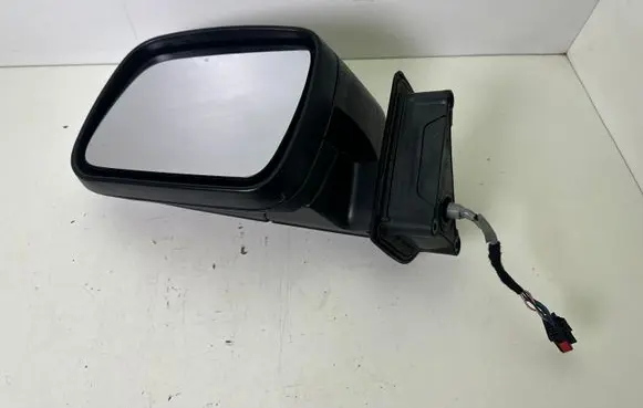 Land Rover Discovery 4 - LR4 Front door electric wing mirror