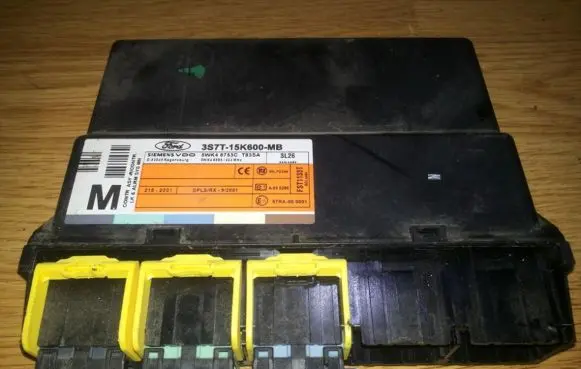 Ford Mondeo Mk III Comfort/convenience module 3s7t15k600mb