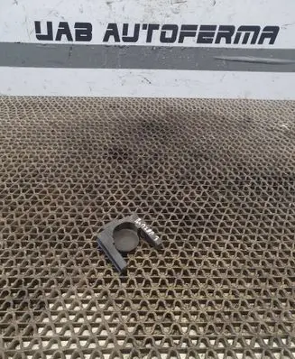 Mazda 3 II Radiator support slam panel bracket PE0115241