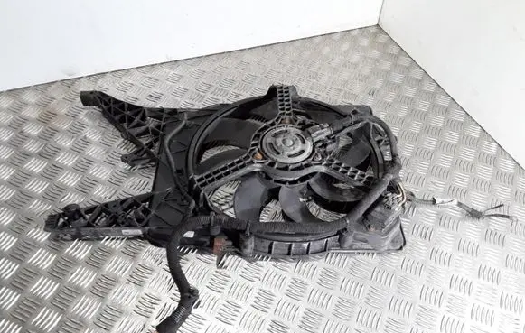 Opel Corsa D Radiator cooling fan shroud 440926702 13310108