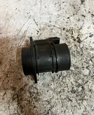 Renault Scenic I Mass air flow meter 5WK9620