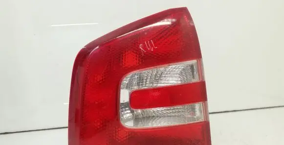 Skoda Octavia Mk2 (1Z) Rear/tail lights 1Z9945095