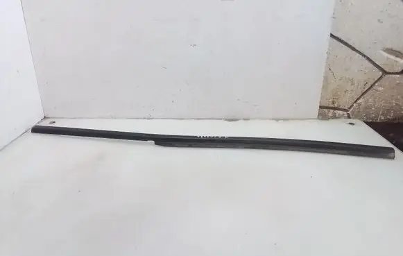 Nissan Terrano Rear glass trim 